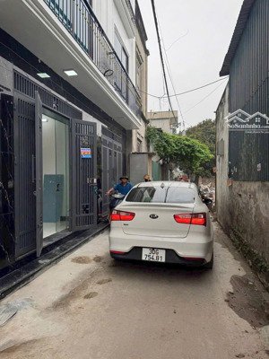 bán nhà ngõ thông ô tô qua nhà,bán kính 500m có đủ chợ-trường học (mầm non-cấp 1-2) xe bus,siêu thị