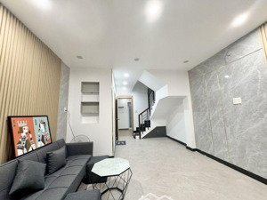 bán nhà ngã tư bốn xã. 46m2. hẻm trước nhà 4m. 2pn full nội thất. 3.7 tỷ