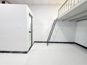 phòng gác cao ngay vạn phúc city