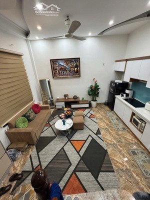 nhà đẹp ở ngay - lô góc - ngõ nông, thông - sát phố - ba bước chân ra mặt phố