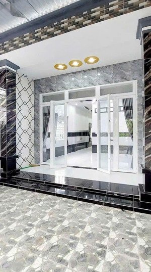 ____bán gấp nhà cấp 4 sang trọng ngay chợ bà điểm hóc môn giá 1 tỷ 280, còn thương lượng____