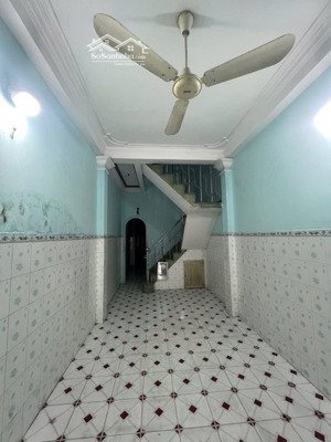 nhà 3 tầng -hẻm 4m-hậu giang giá 5 tỷ