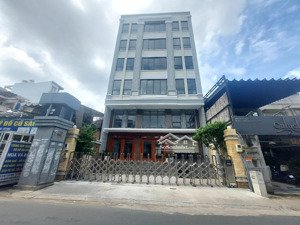 siêu phẩm building có thang máy mặt tiền đường thành thái quận 10.