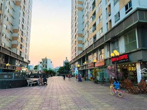 bán cc hưng ngânq12 căn góc tầng đẹp nội thất full mới - 2,55 tỷ, 65m2 alo loan xem nhà.