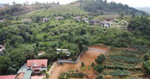 300m2 có 150m2 có view , sẵn sổ riêng giá 2,1 tỷ