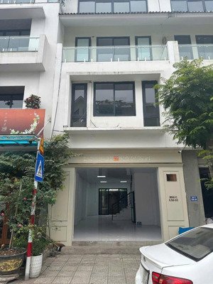 cho thuê liền kề khu đất dv him lam vạn phúc giá 20tr/th, nhà hoàn thiện đẹp. lh: 