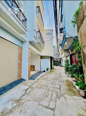 nhà xala,kiến hưng,ngay viện 103,41m 5 tầng,5.5 tỷ,ngõ 2.5m