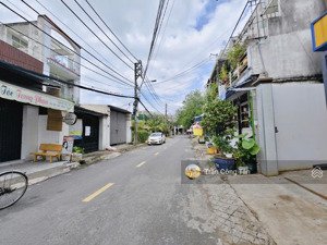 hàng vip! bán nhà mặt tiền đường số 8 kinh doanh sầm uất, đang cho thuê thu nhâp ổn định, ngang 5m