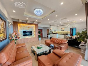 bán gấp nhà tập thể ngay phố nguyễn trãi- dt 39/70m- 2 ngủ- thoáng sáng- full đồ ở ngay