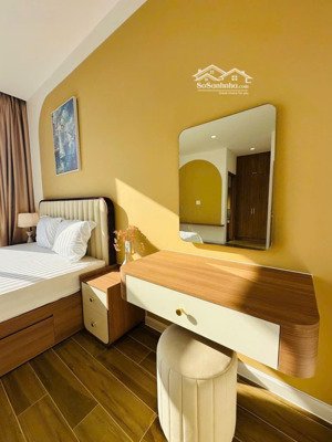 bán nhà phố 7x30 trực diện biển và sân golf- tặng hồ bơi .lh: thúy nga