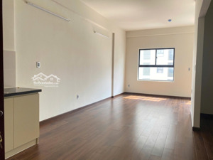 cho thuê căn 51m2, nhà mới 100%, bao phí quản lý 2 năm, nhận nhà ở ngay. giá chỉ 3 triệu/tháng