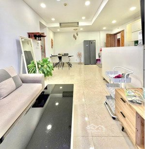 căn hộ như ảnh đăng: 13 triệu, căn góc, 2pn 2wc, full nội thất, đầy giỏ hàng 2pn