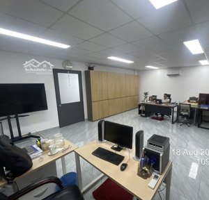 cho thuê nhà 7x20m mt trương văn bang- 4 tầng- setup vp đầy đủ máy lạnh, full nội thất vp - 48tr/th