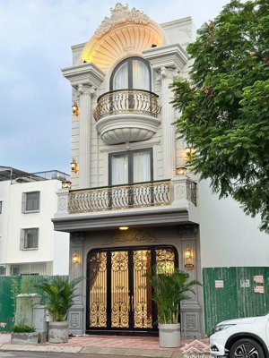 hiếm có! nhà 3 tầng sang trọng, có thang máy, đường 17m kđt hà quang 2. giá tốt bất ngờ!