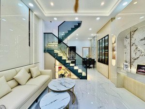 chốt ngay nhà 50.6m2 ngay nguyễn oanh, gò vấp. giá: 2 tỷ 820. có shr, hẻm xe hơi 5m thông thoáng