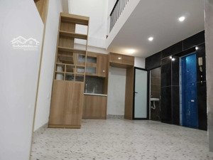 bán nhà sát mặt phố đỗ ngọc du, thang máy hiện đại 44m², 5 tầng giá chỉ 12,86 tỷ ( có tl)