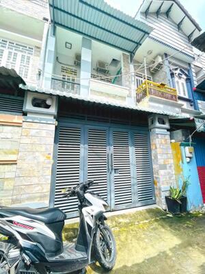 HÀNG HIÉM- NHÀ 1 LẦU HẺM HUỲNH TẤN PHÁT PHÚ THUẬN Q7