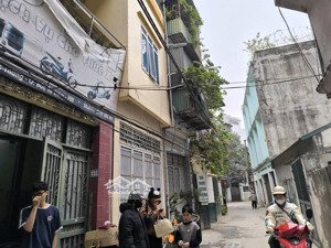 hiếm: mặt phố giá mặt ngõ oto tránh cho thuê 10tr/tháng