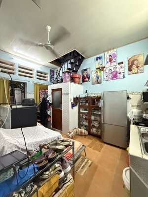 bán nhà nguyễn kiệm- 2 tầng + 3 phòng trọ dt: 82m2 ( 4,8 x 18 ) - hẻm xe hơi - sổ nở hậu