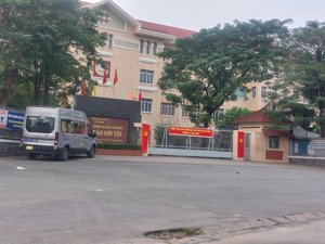 bán đất tặng dảy trọ dòng tiền 15tr/ th_ mặt tiền đường thông.dt: 165m2 _đường 7m linh xuân