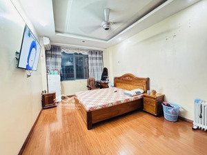 bán gấp chỉ 13,5 tỷ nhà nguyễn đổng chi 40m2*5 tầng, ô tổ trong nhà, kinh doanh, sổ đẹp, 2 thoáng