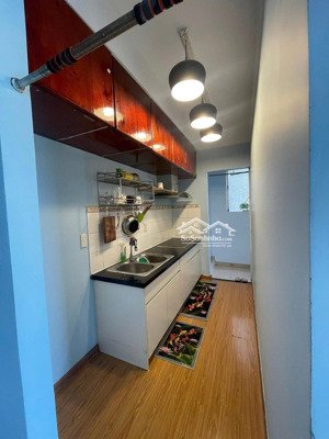 cho thuê căn hộ flora anh đào- 2pn-2wc giá thuê có nội thất 7.7triệu/ tháng.nhà mới- ở liền