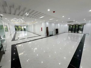 cho thuê văn phòng 180m2, mặt phố vũ đức thận, 20tr/t