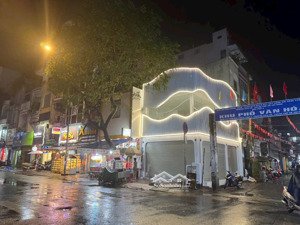 cho thuê căn góc 2 mặt tiền mới xây đường nguyễn thiện thuật p1 quận 3