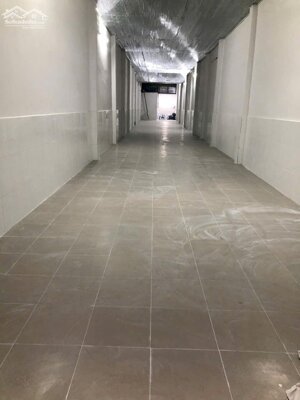 Nhà 4×42, cấp4 mặt tiền Chiến Lược (giáp ranh Q.6)