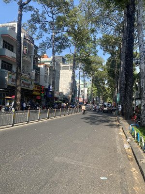 mtkd nguyễn chí thanh (4.2*20m, 4 lầu), ngay chợ rẫy, f7, quận 11, chỉ: 45 tỷ tl