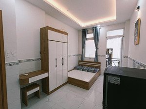 căn hộ studio full nội thất ban công giá siêu tốt ngay quận 10