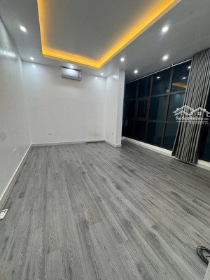 phúc tân, hoàn kiếm, sổ 26m2, 5 tầng, mt rộng, sổ vuông, dân xây, mặt ngõ sát phố. giá 5.7 tỷ