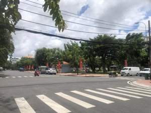 pk20-30 p4q8 bán nhà mặt tiền quận 8, vị trí vàng kinh doanh 4 tầng 8x20giá chỉ 28 tỷ tí