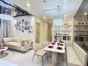 bán cc đẹp xuất sắc tại vinhomes central park, 7,7 tỷ, 82m2, 2pn, 2wc. liên hệ: 