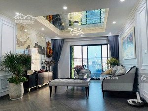giá tốt nhất thị trường, bán căn hộ 193m2 siêu rộng tầng trung view đẹp, sổ đỏ sẵn giao dịch ngay