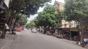 mảnh đất vàng.còn sót lại.mậu lương.kiến hưng .ô tô tránh vào nhà.cách phố chính 30m.
dt60m2 giá