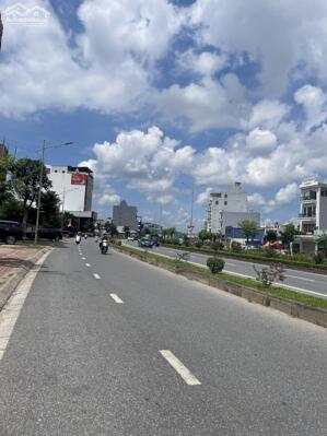 Chuyển nhượng lô đất mặt tiền 9m mặt đường Bùi Viện, vị trí đẹp gần Vinhomes Marina.