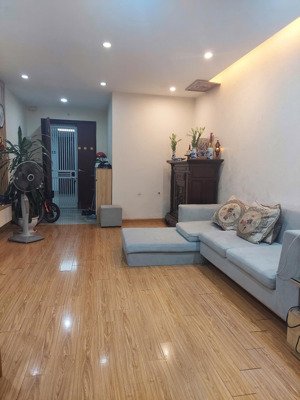 chính chủ cần bán giá rẻ căn hộ 79m2 tại 17t1 kđt trung văn, 2 ngủ 2 vs