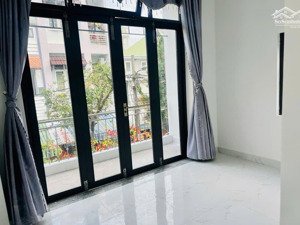 bán nhà 3 tầng tt hải châu ô tô vào tận nhà ngay sát khu biệt thự thăng long 