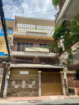 bán nhà hxh 180 lạc long quân, p10, q11.dt:8x15, 1tr3l, giá:16,5 tỷ