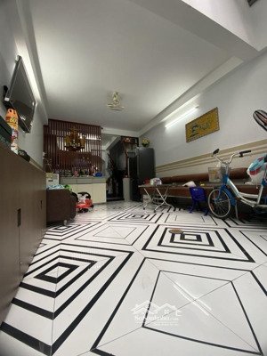 siêu vị trí trung tâm quận 10 - nhà mới 6 tắng hẻm xe hơi tránh - dtsd 216m2 - 8.5 tỷ