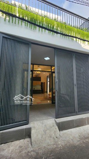 cần bán nhà hẻm bà hom quận 6, tp.hcm