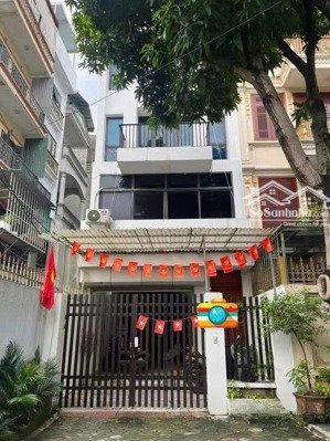 cho thuê nhà ngõ 106 hoàng quốc việt,75m2, mặt tiền 5m 4 tầng đẹp ngõ rộng oto đỗ cửa giá 22tr/th
