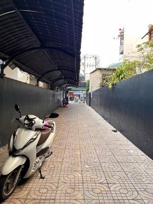cho thuê mặt bằng đẹp 450m2 đường phan trung giá chỉ 24tr