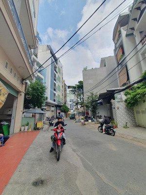 hiếm! căn góc 2 mặt tiền ngay etown cộng hòa -4x12m- 4 tầng- giá chỉ 11,5 tỷ tl