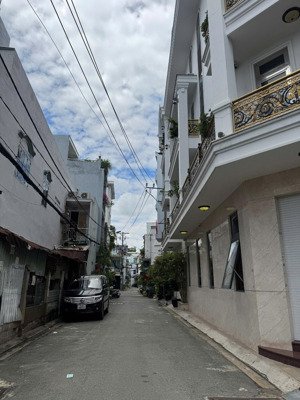 chỉ với 4 tỷ 550 triệu sở hữu ngay căn nhà 1 trệt 1 lửng 2 lầu sân thượng ngay lê văn phan - hcm