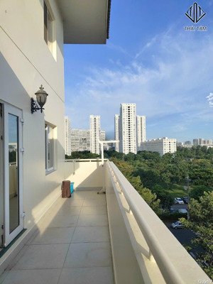 bán penthouse hưng vượng 2 ,3pn 2wc view đẹp nhất khu ,giá 8ty : lh 