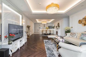 chính chủ cần bán căn hộ 17t8 trung hoà nhân chính, 120m, 3 ngủ 2vs, nội thất cơ bản, tầng đẹp