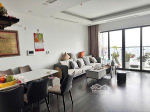 chính chủ bán căn 3 ngủ 2 vệ sinh stellar garden, 92m2, full nội thất đẹp, view thoáng, tầng trung