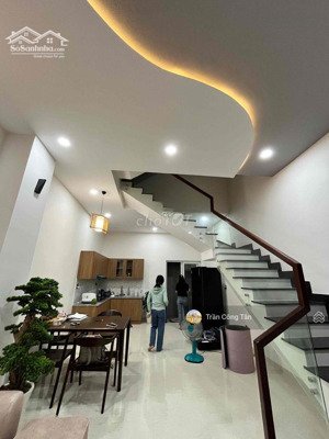 bán gấp nhà 4 tầng xây tâm huyết, nhà xây kiên cố, đẹp, oto tận nhà, full nội thất, hoàn công đủ